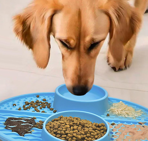 Silicone Double Bowl Pet Lick Mat, Slow Feeder Feeding Pad for Dogs and Cats, Interactive Licking Mat for Healthy Eating Habits
