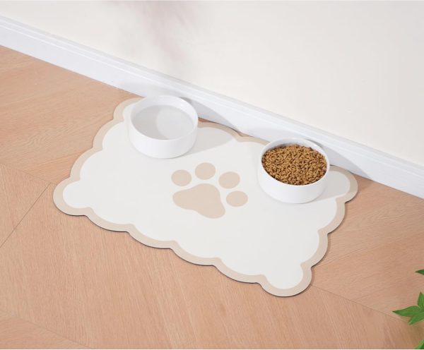 Scalloped Edge Pet Feeding Mat for Food and Water Bowls, Cute Non-Slip Absorbent Mat for Dogs and Cats